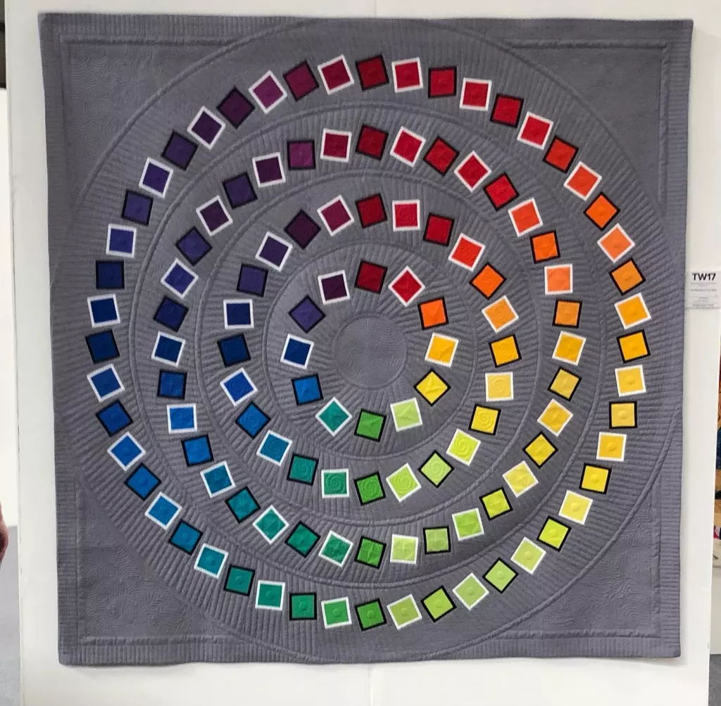 (elink: https://www.instagram.com/p/ChajguFKG57/ text: Barbara Gillespie (@barbaraquiltsandsews) on Instagram)